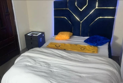 Chambre compact meublée avec WI-FI