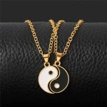 Collier Yin Yang doré (2 en 1) - Pour les amis et les amoureux sur MboteShop