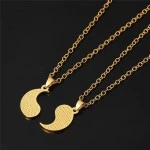 Colier Yin Yang doré (2 en 1) - Pour les amis et les amoureux sur Mbote Shop